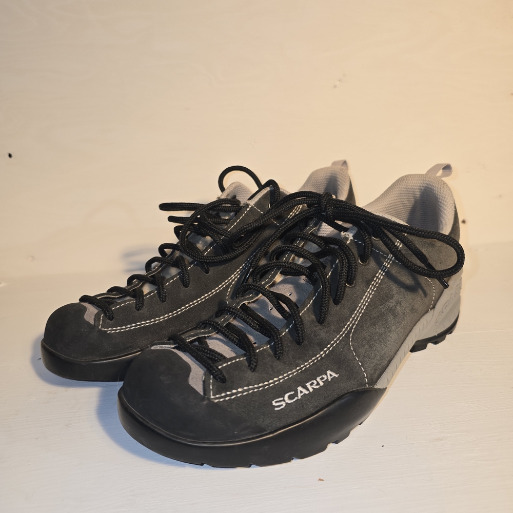 Scarpa MOJITO 71/2 mensUs 81/2 womensUS.